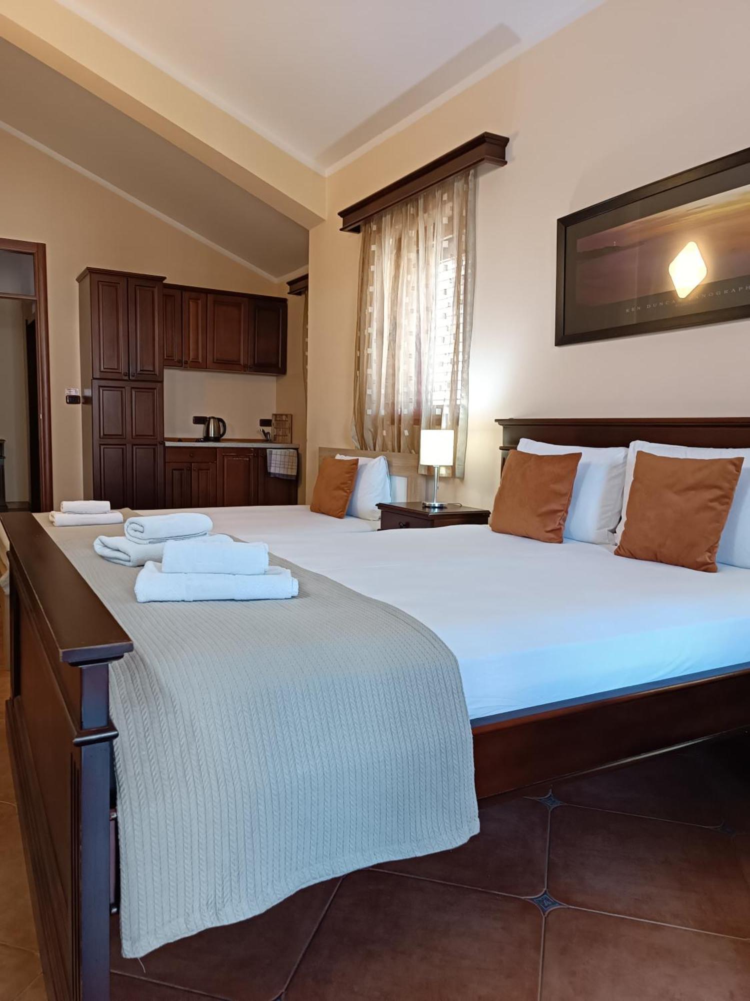 Villa Roselina Budva Phòng bức ảnh